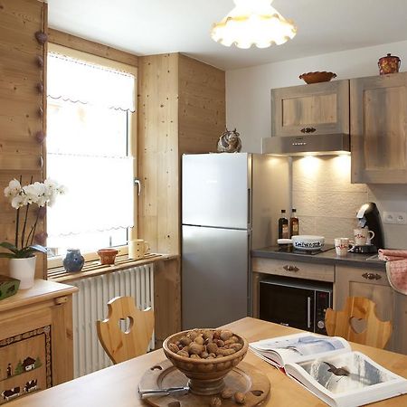 Appartement Zian Lullin Buitenkant foto